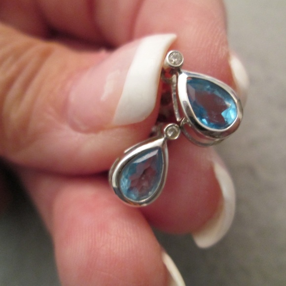 14kt.White Gold & Genuine Blue Topaz & Diamond Earrings, Pierced Post, New - Picture 3 of 4